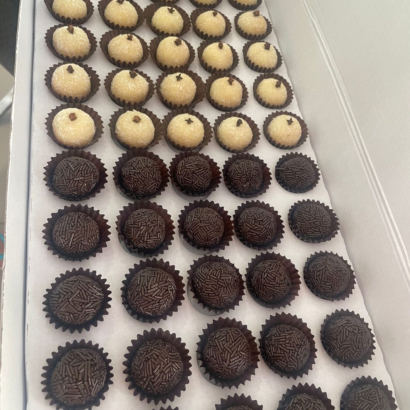 Lotus · sabor Ray Brigadeiros